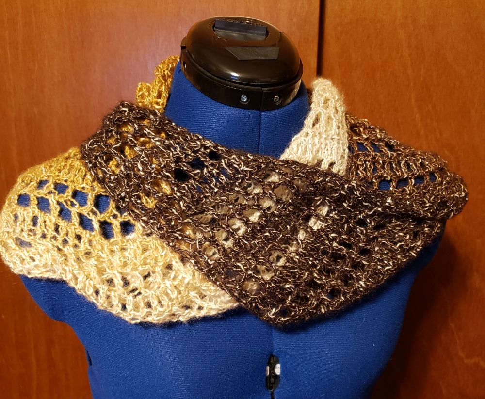 Pattern Review Tassel Shawl (Crochet) by Lionbrand cjacks